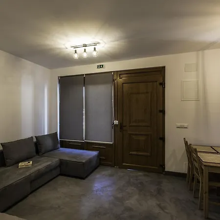 Anthelia Aparthotel *